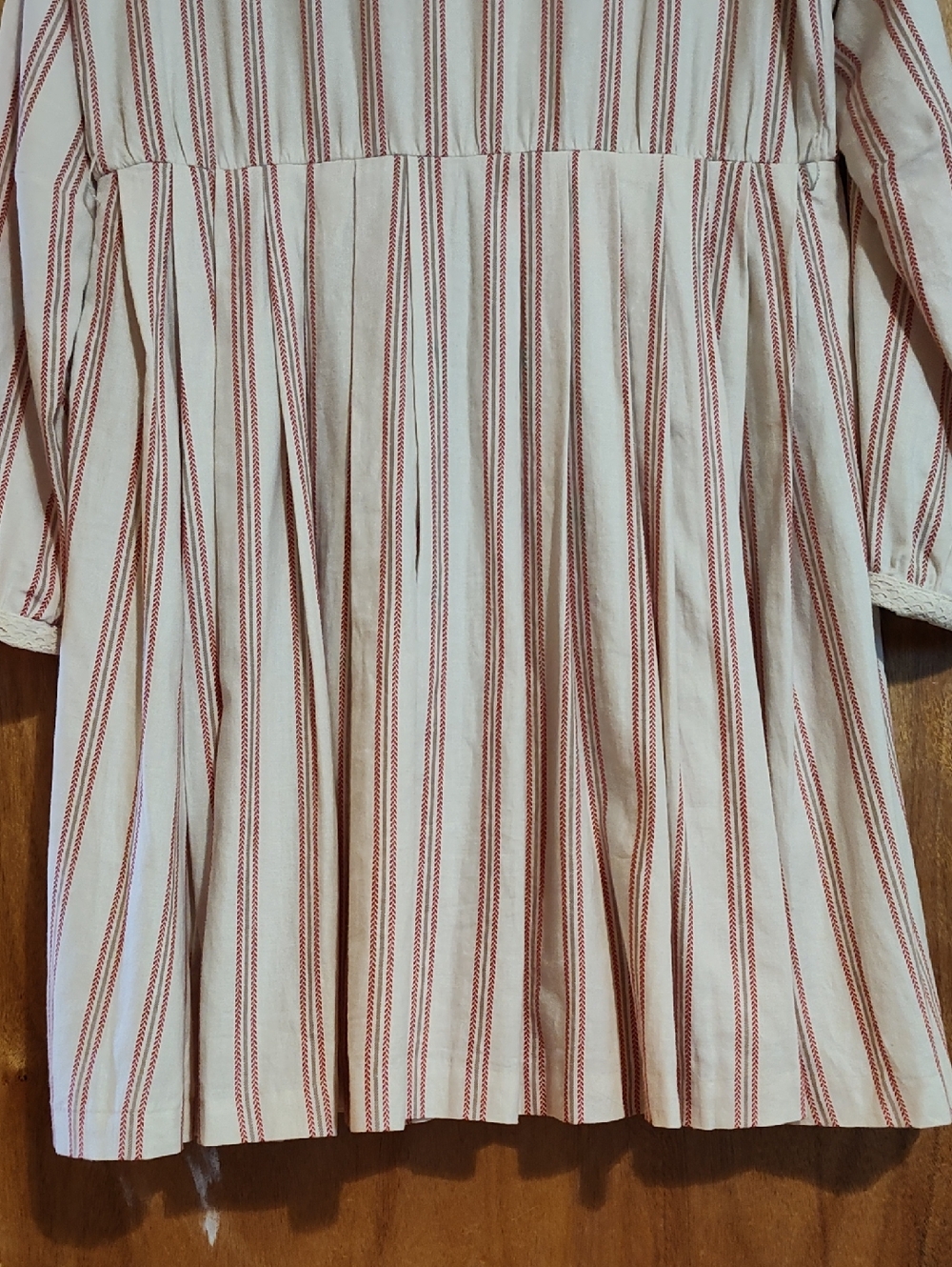 a Loves a Pleated Dress Cream Red Crochet Detail Long Sleeve Cotton -No Belt- L - Picture 11 of 16